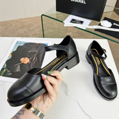 シャネル（CHANEL） レザー 靴 シューズ ローファー レディース ４色選択可