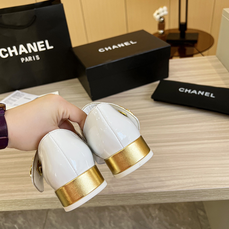 シャネル（CHANEL） レザー 靴 シューズ ローファー レディース 2色選択可