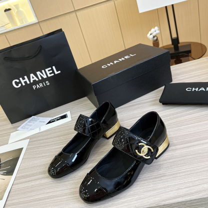 シャネル（CHANEL） レザー 靴 シューズ ローファー レディース 2色選択可