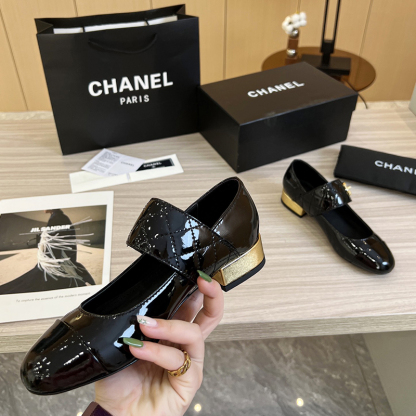 シャネル（CHANEL） レザー 靴 シューズ ローファー レディース 2色選択可