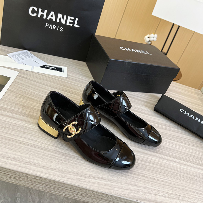 シャネル（CHANEL） レザー 靴 シューズ ローファー レディース 2色選択可