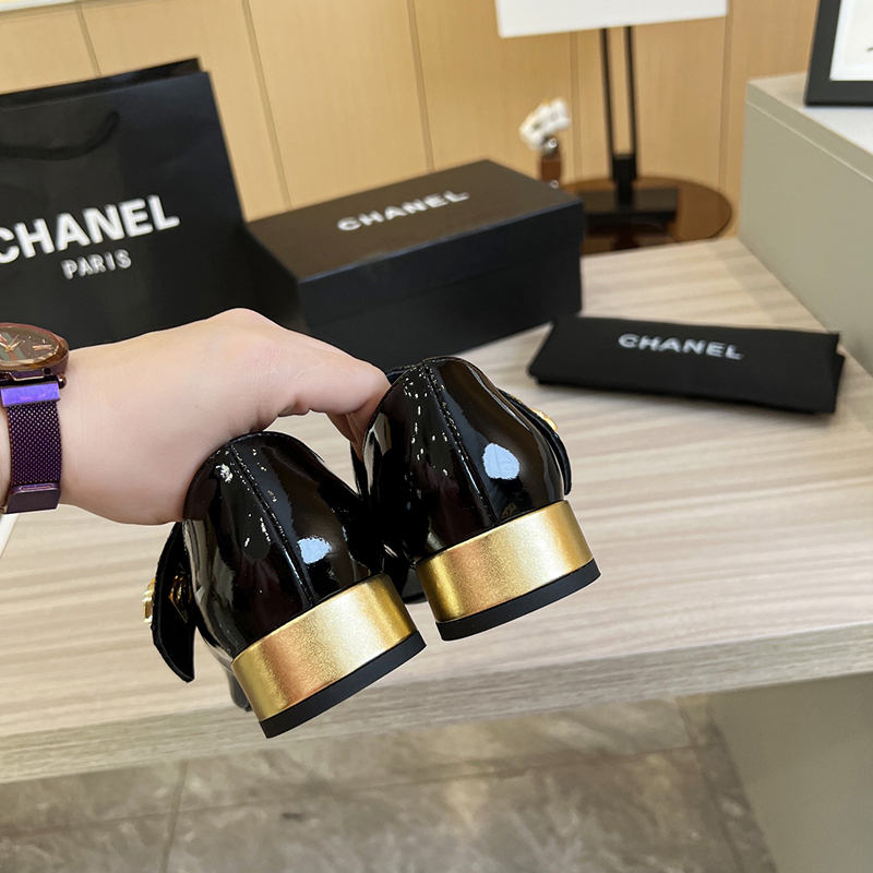 シャネル（CHANEL） レザー 靴 シューズ ローファー レディース 2色選択可