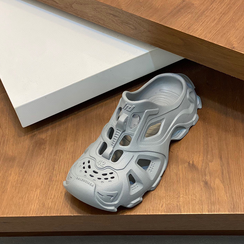 バレンシアガ（BALENCIAGA）HD ラバー カットアウト スライドサンダル ロゴ