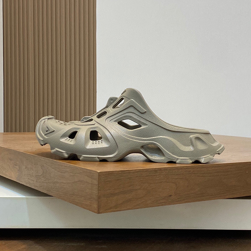 バレンシアガ（BALENCIAGA）HD ラバー カットアウト スライドサンダル ロゴ