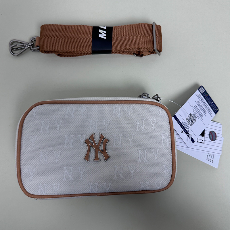 MLB ヤンキース カメラバッグ 刺繍 新作 3色 レディース メンズ