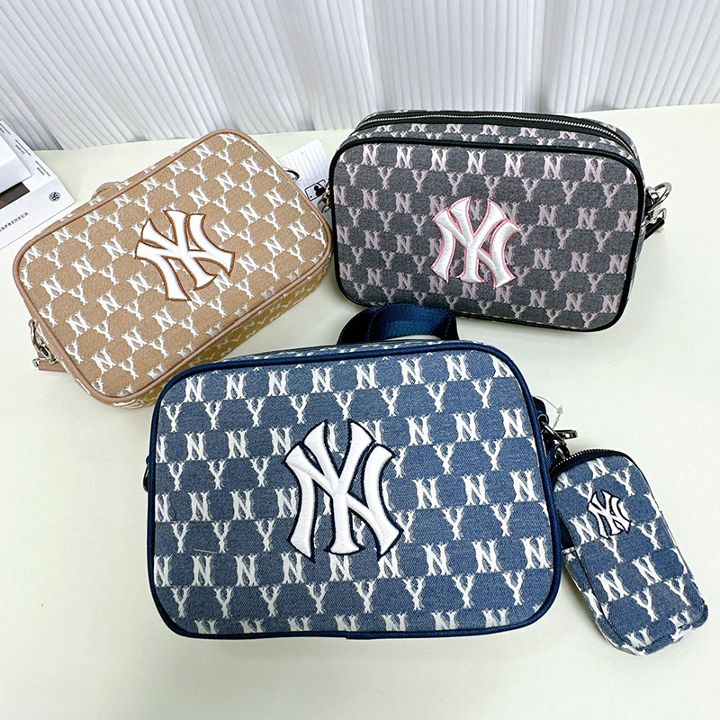 MLB ヤンキース カメラバッグ 刺繍 3色 レディース メンズ