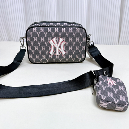 MLB ヤンキース カメラバッグ 刺繍 3色 レディース メンズ
