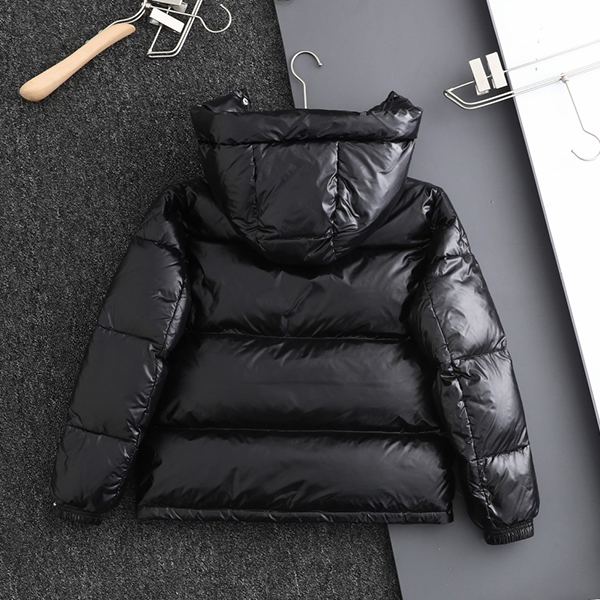 モンクレール Moncler ダウンコート ダウンジャケット メンズ