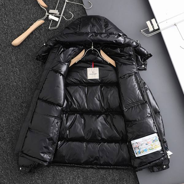 モンクレール Moncler ダウンコート ダウンジャケット メンズ