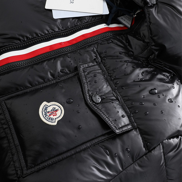 モンクレール Moncler ダウンコート ダウンジャケット メンズ
