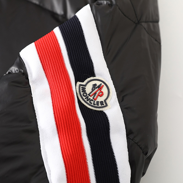 モンクレール Moncler Solayan ダウンコート ダウンジャケット メンズ