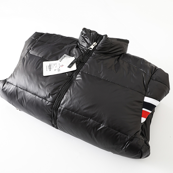 モンクレール Moncler Solayan ダウンコート ダウンジャケット メンズ