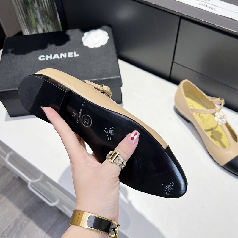 シャネル（CHANEL） レザー 靴 シューズ ローファー レディース