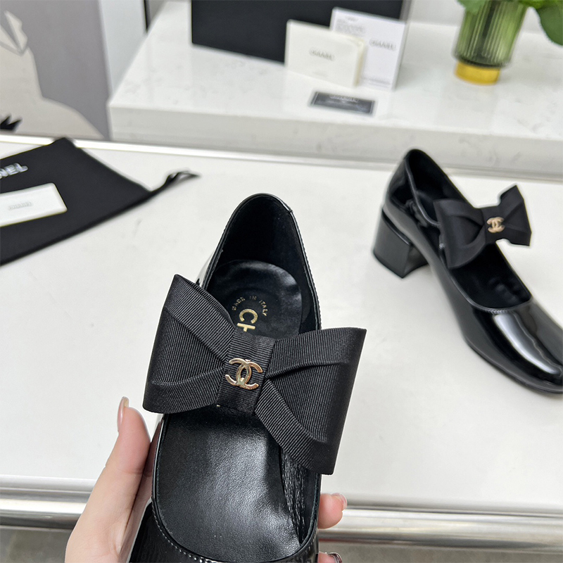 シャネル（CHANEL） レザー 靴 シューズ ローファー レディース 2色選択可