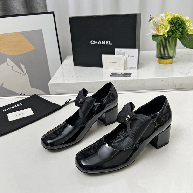 シャネル（CHANEL） レザー 靴 シューズ ローファー レディース 2色選択可