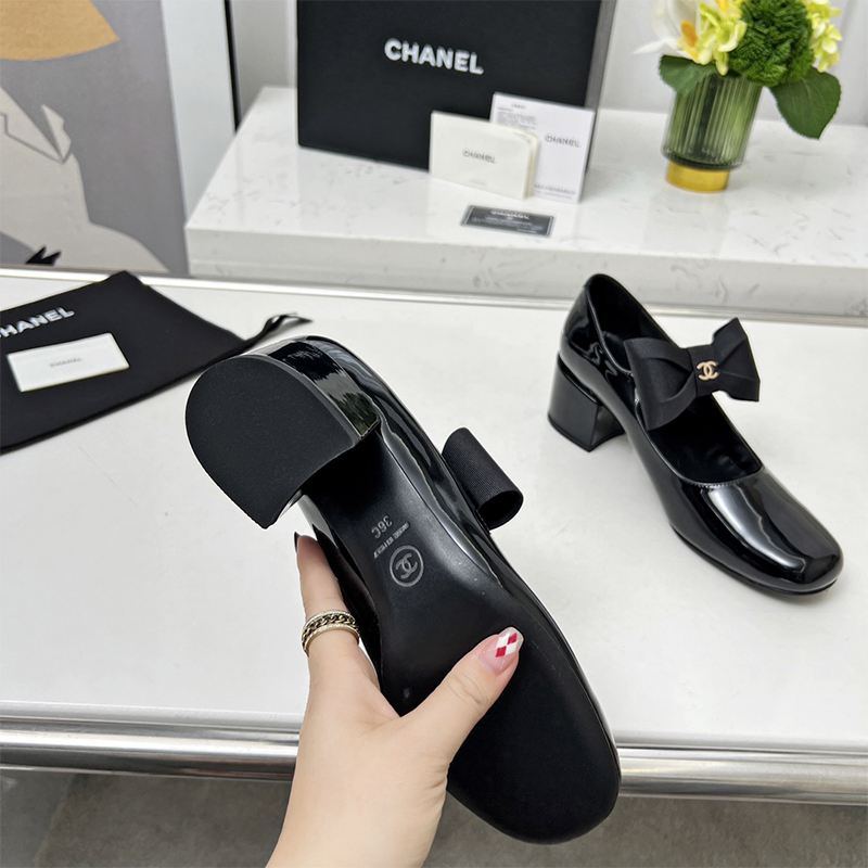 シャネル（CHANEL） レザー 靴 シューズ ローファー レディース 2色選択可