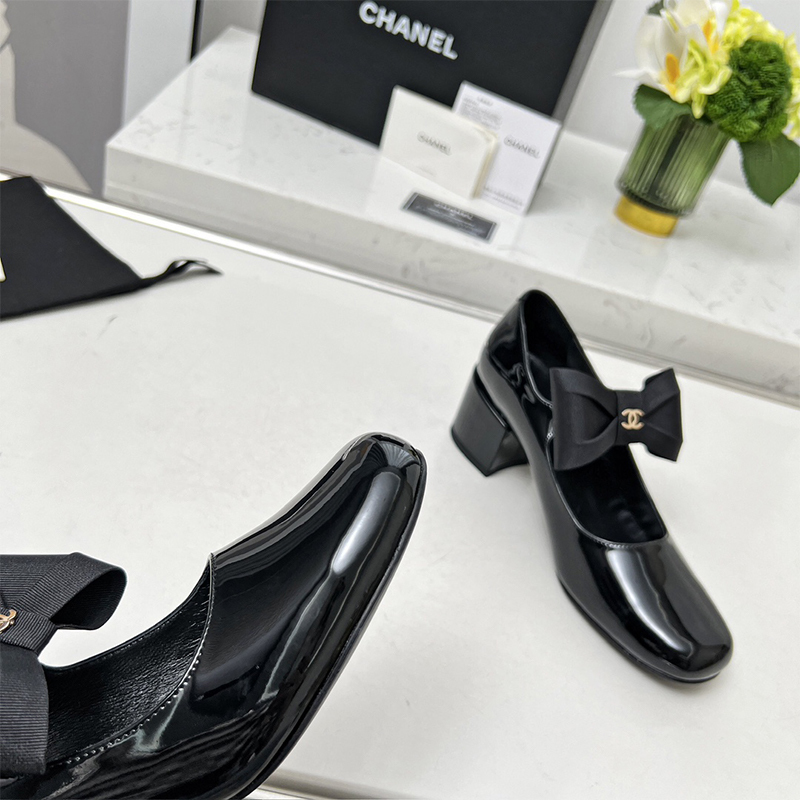 シャネル（CHANEL） レザー 靴 シューズ ローファー レディース 2色選択可