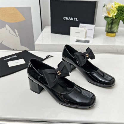 シャネル（CHANEL） レザー 靴 シューズ ローファー レディース 2色選択可