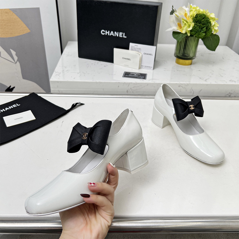 シャネル（CHANEL） レザー 靴 シューズ ローファー レディース 2色選択可