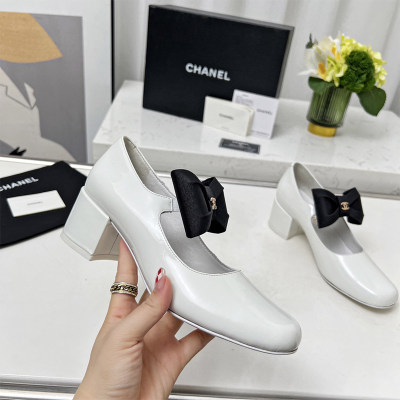 シャネル（CHANEL） レザー 靴 シューズ ローファー レディース 2色選択可