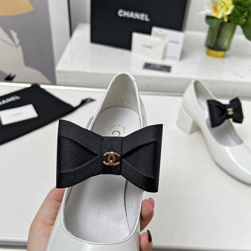 シャネル（CHANEL） レザー 靴 シューズ ローファー レディース 2色選択可