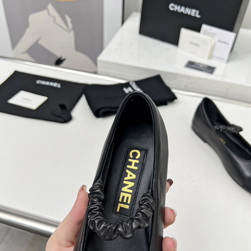 シャネル（CHANEL） レザー 靴 シューズ ローファー レディース 2色選択可