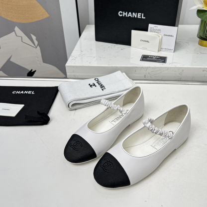 シャネル（CHANEL） レザー 靴 シューズ ローファー レディース 2色選択可