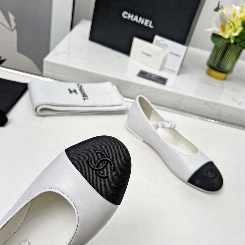 シャネル（CHANEL） レザー 靴 シューズ ローファー レディース 2色選択可