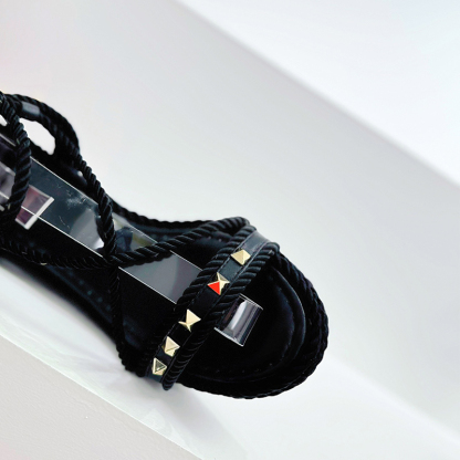 VALENTINO（ヴァレンティノ） ウェッジサンダル ロックスタッズ サンダル レディース