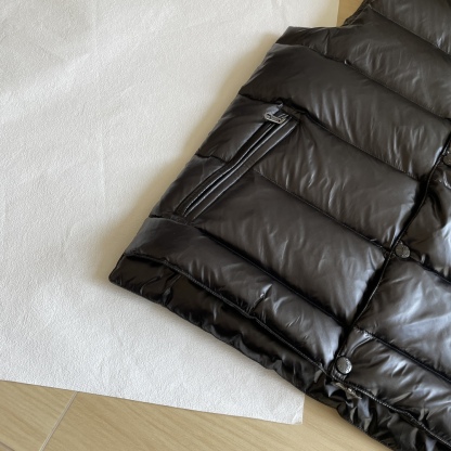 モンクレール Moncler ベスト ダウンベスト メンズ レディース 男女兼用
