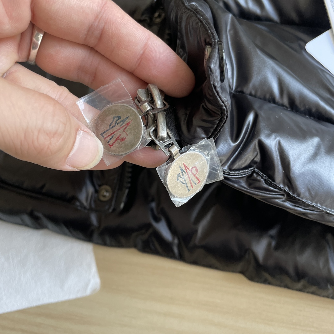 モンクレール Moncler ベスト ダウンベスト メンズ レディース 男女兼用