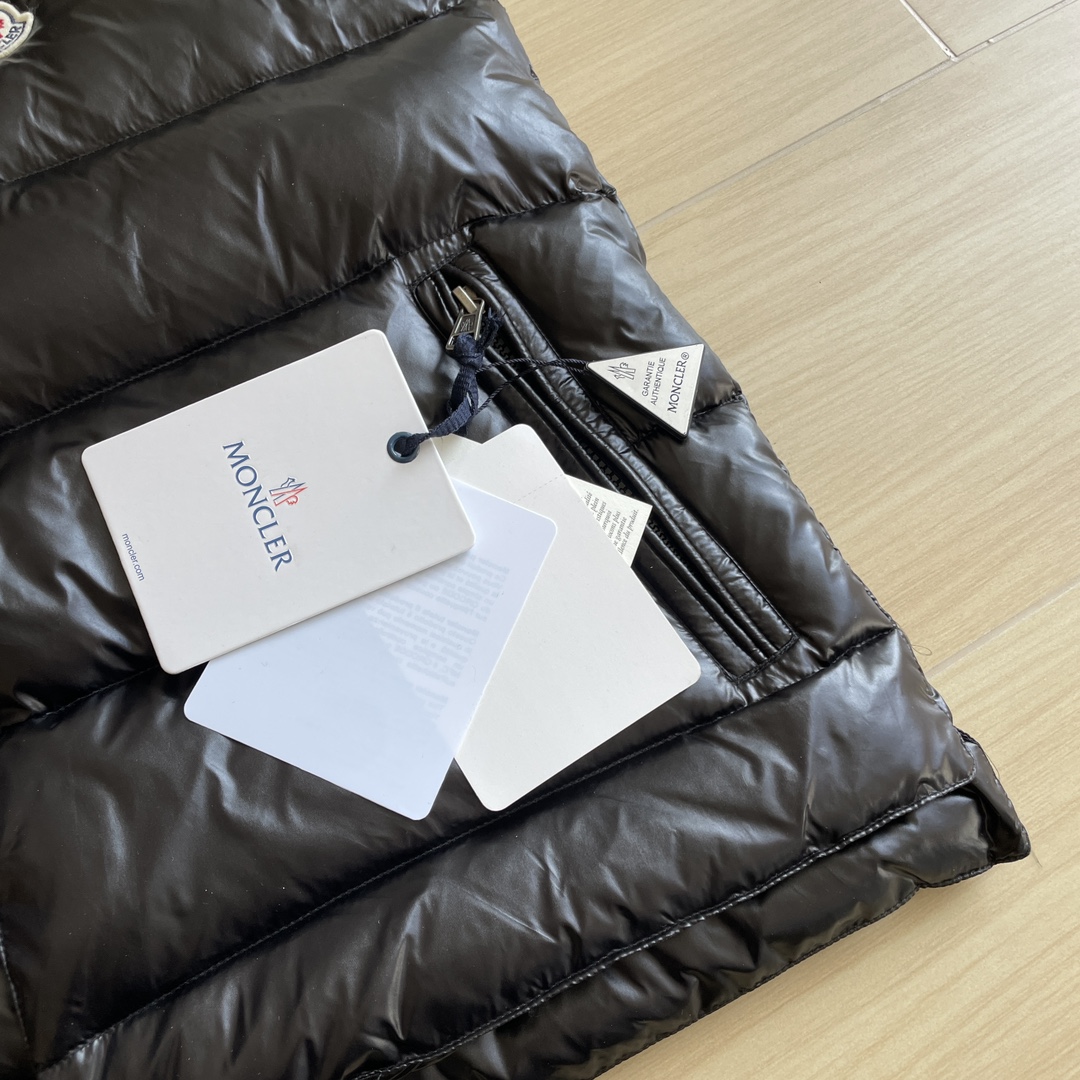 モンクレール Moncler ベスト ダウンベスト メンズ レディース 男女兼用