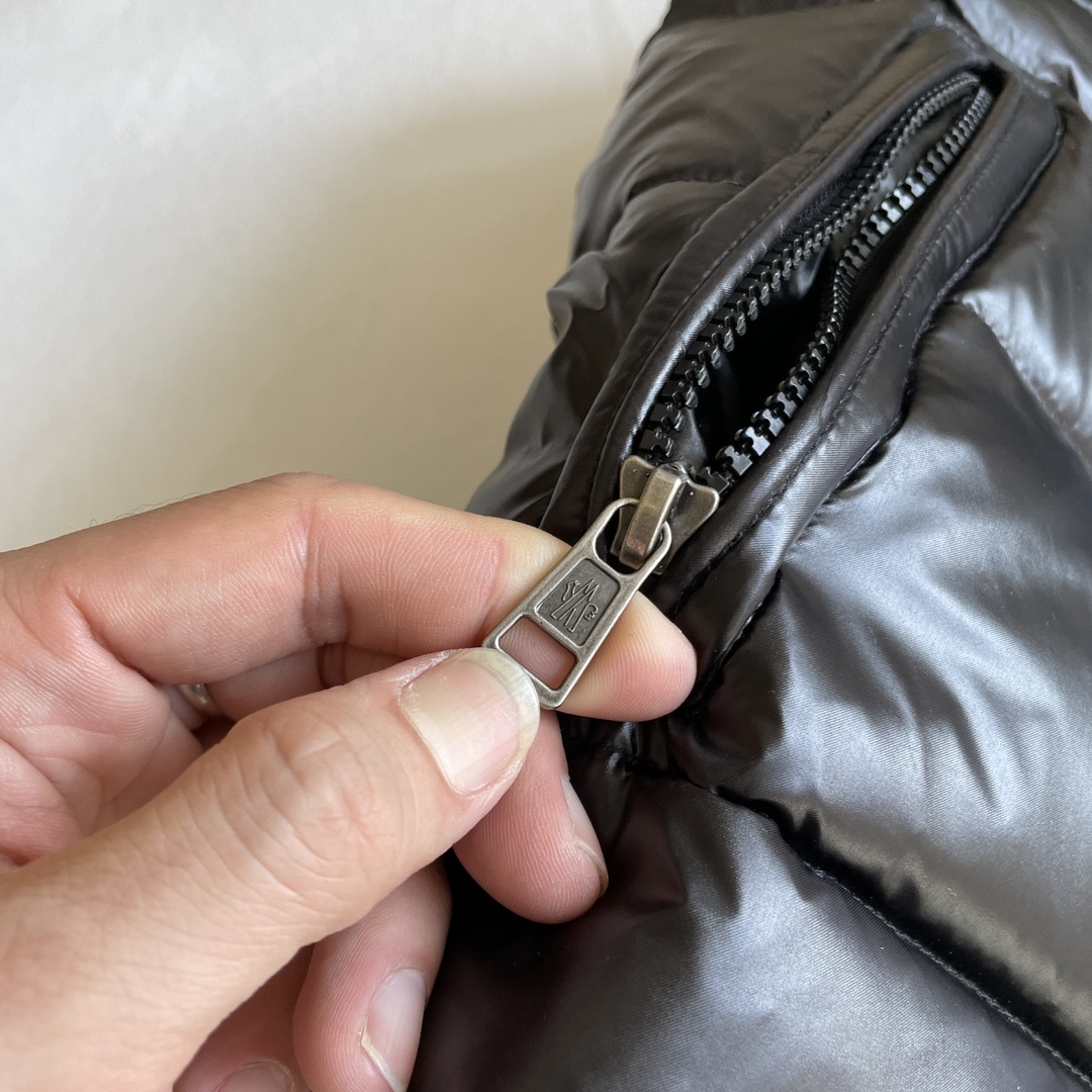 モンクレール Moncler ベスト ダウンベスト メンズ レディース 男女兼用