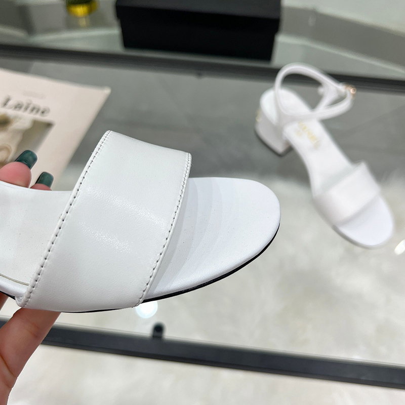 シャネル（CHANEL） レザー 靴 シューズ ローファー レディース 2色選択可