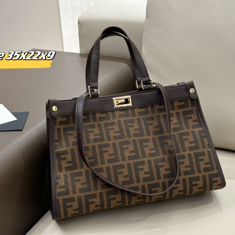 フェンディ（FENDI）S級品 ショルダーバッグ ハンドバッグ レディース