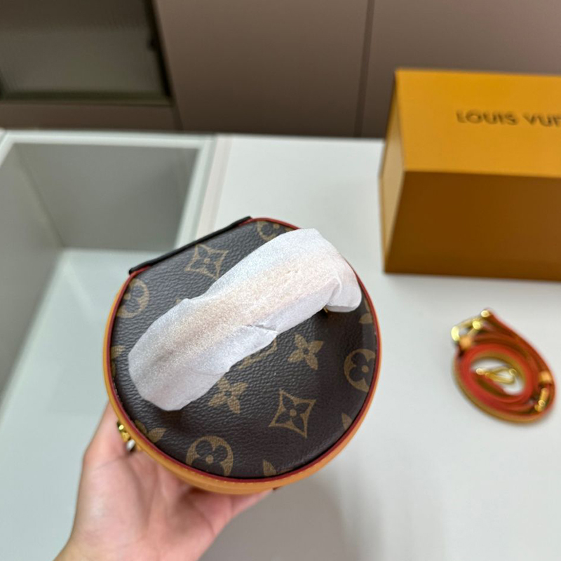 LOUIS VUITTON（ルイヴィトン）カンヌミニバッグ バケットバッグ レディース