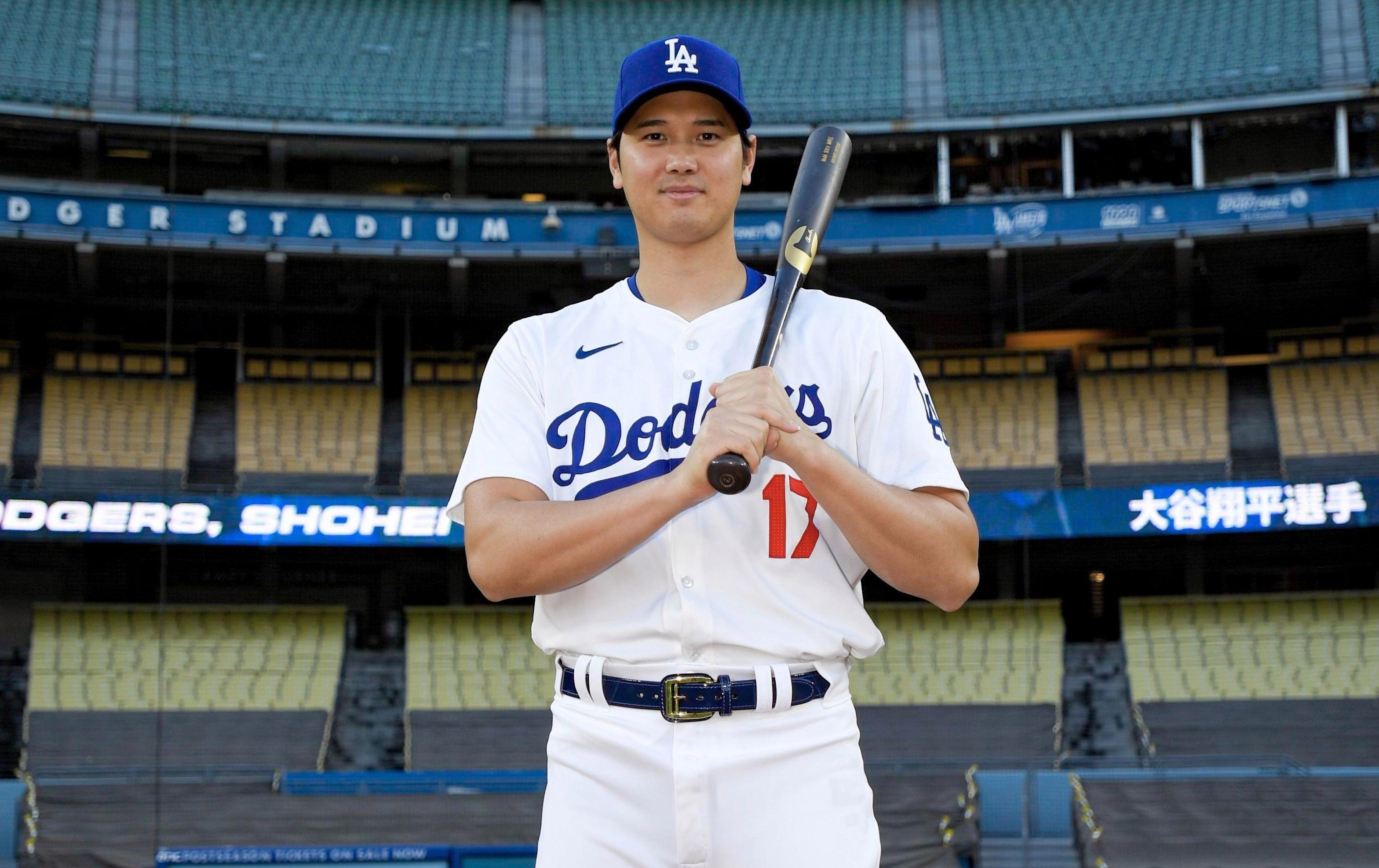 本日限り！希少！　Nike ドジャース 大谷翔平 黒　ブラック　ユニフォーム ドジャース 大谷翔平選手レプリカユニフォーム｜Alpen Online