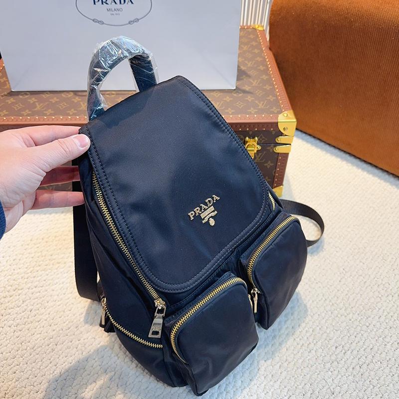 プラダ（ PRADA） バックパック リュックパック レディース