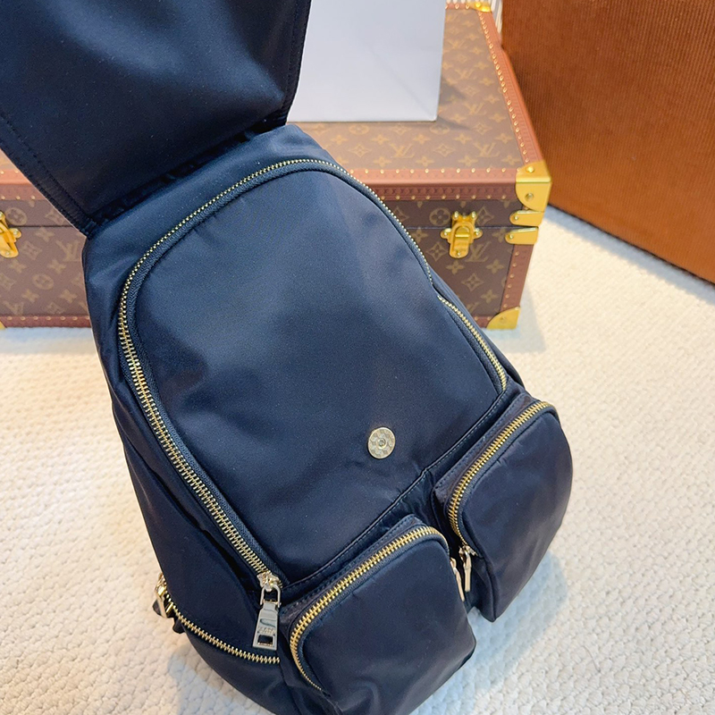 プラダ（ PRADA） バックパック リュックパック レディース