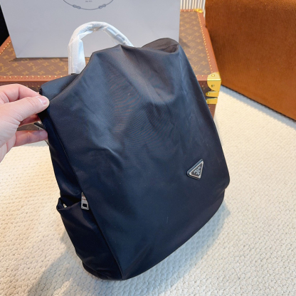 プラダ（ PRADA） バックパック リュックパック レディース