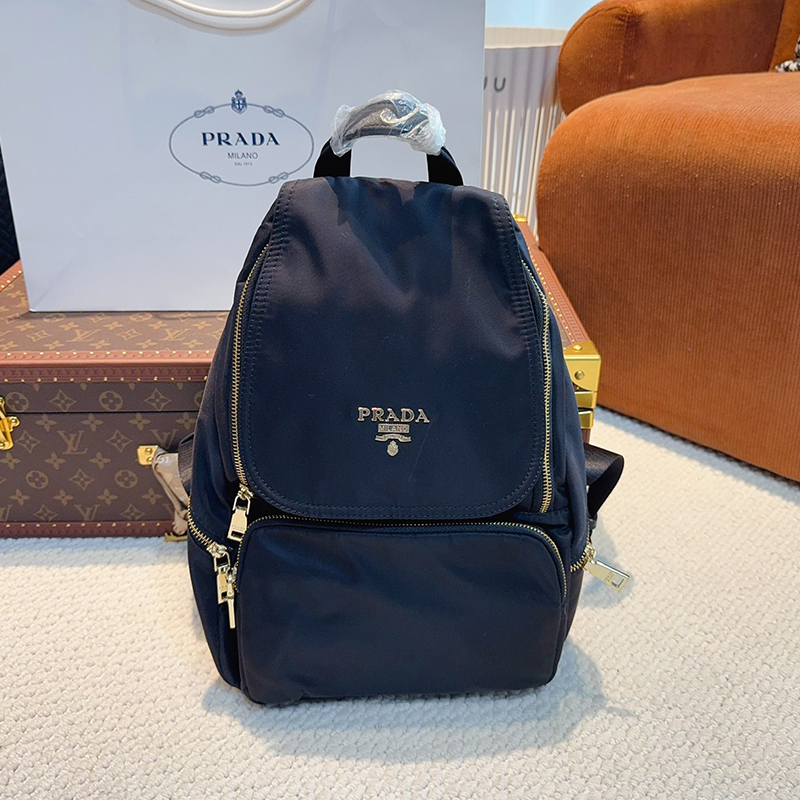 プラダ（ PRADA） バックパック リュックパック レディース