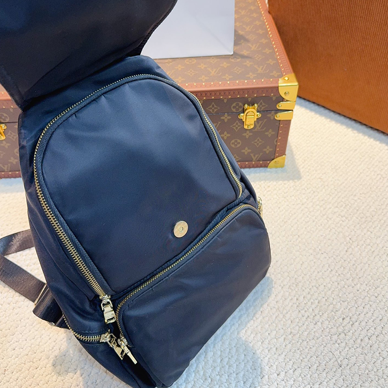 プラダ（ PRADA） バックパック リュックパック レディース