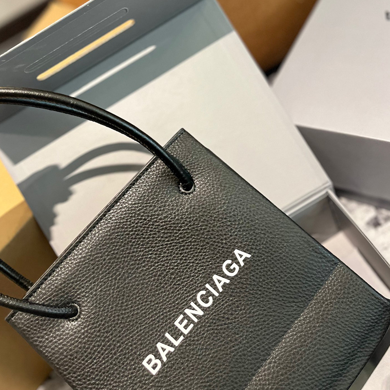 Balenciaga(バレンシアガ)  ロゴ プリント ミニバッグ レディース