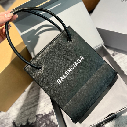 Balenciaga(バレンシアガ)  ロゴ プリント ミニバッグ レディース