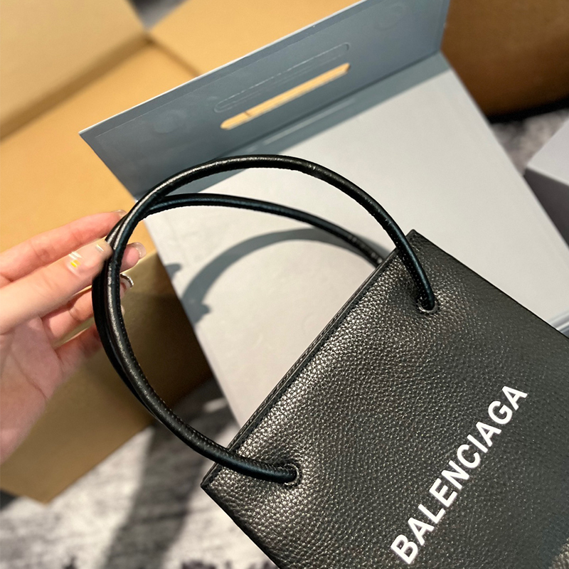 Balenciaga(バレンシアガ)  ロゴ プリント ミニバッグ レディース
