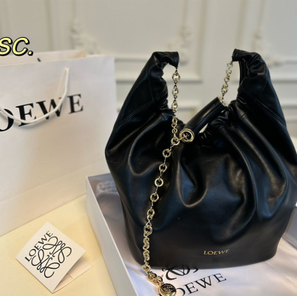 ロエベ (LOEWE) Squeeze ポケットバッグ 脇下バッグ ハンドバッグ レディース