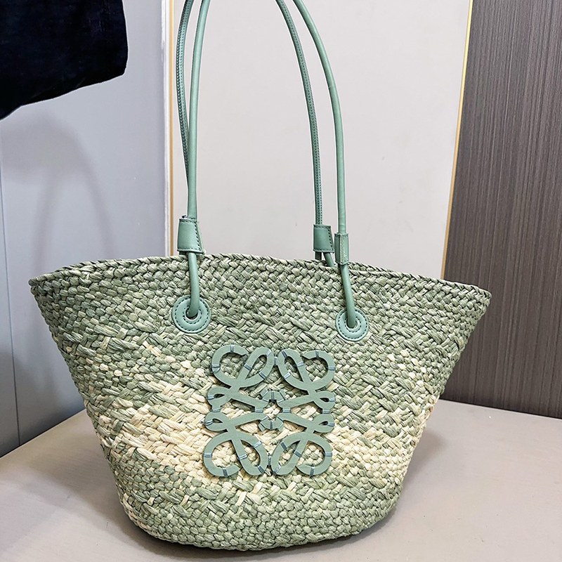 ロエベ (LOEWE) Squeeze クロシェ バッグ ハンドバッグ レディース