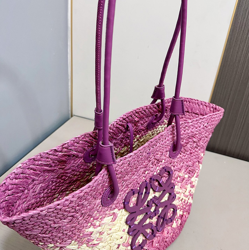 ロエベ (LOEWE) Squeeze クロシェ バッグ ハンドバッグ  レディース