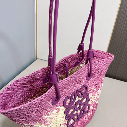 ロエベ (LOEWE) Squeeze クロシェ バッグ ハンドバッグ  レディース