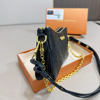 LOUIS VUITTON（ルイヴィトン）ミニバッグ 脇下バッグ ハンドバッグ レディース